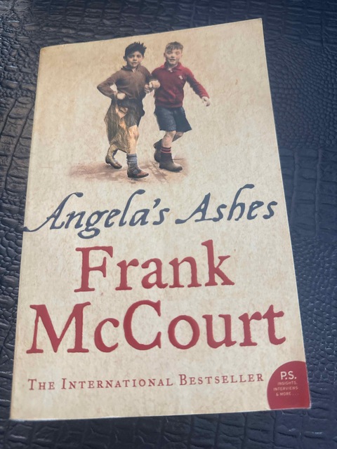 9780007205233-Angela%C3%A2%C2%80%C2%99s-Ashes