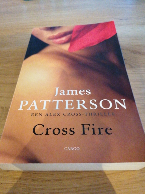 9789023479338-Cross-fire