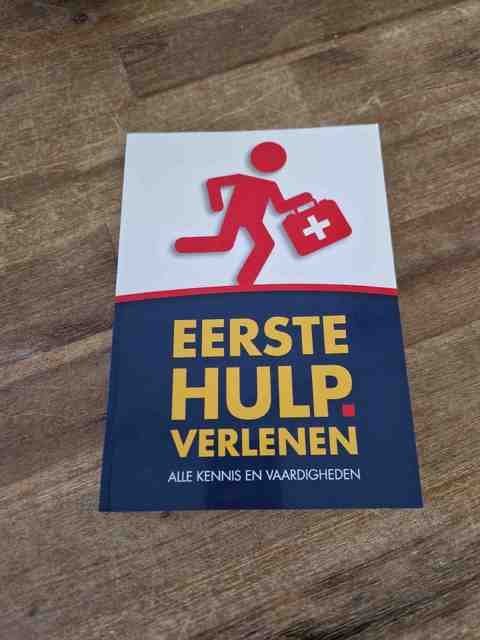 9789491838408-Eerste-Hulp-verlenen