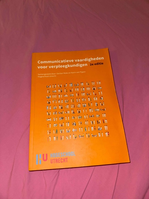 9789043038874-Communicatieve-vaardigheden-voor-verpleegkundigen-2e-custom-editie