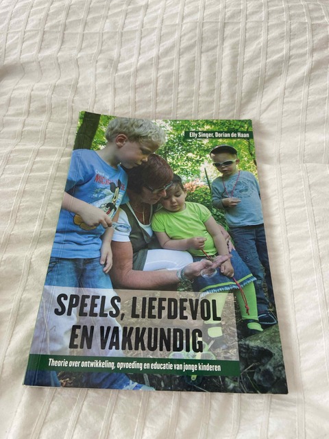 9789088504419-Speels-liefdevol-en-vakkundig