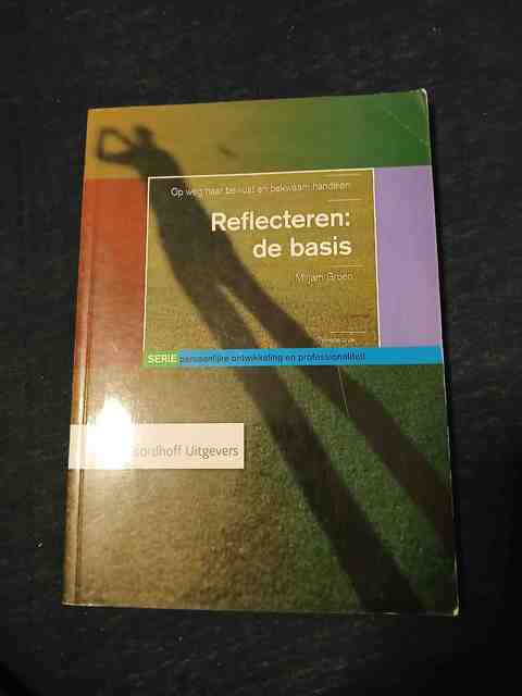 9789001776367-Persoonlijke-ontwikkeling-en-professionaliteit-Reflecteren-de-basis