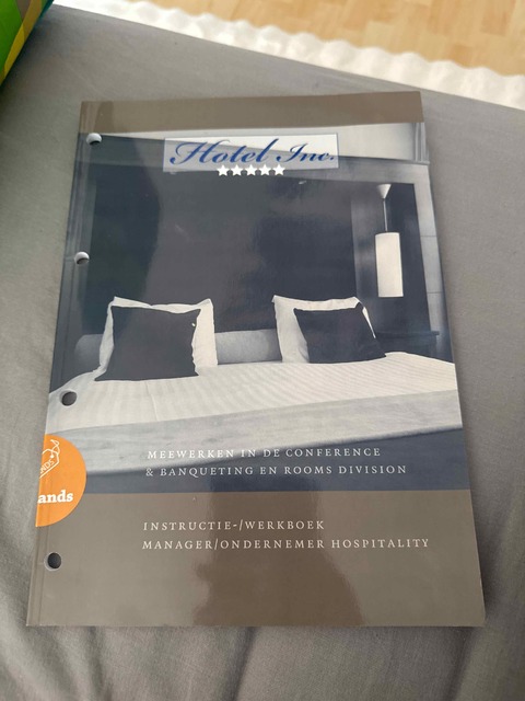 9789037208115-Hotel-Inc.-Meewerken-in-conference-en-banqueting-en-rooms-division-Intstructiewerkboek