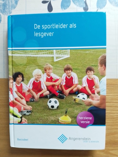 9789037249811-De-sportleider-als-lesgever
