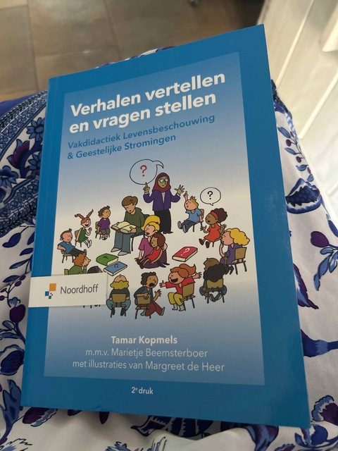 9789001896416-Verhalen-vertellen-en-vragen-stellen