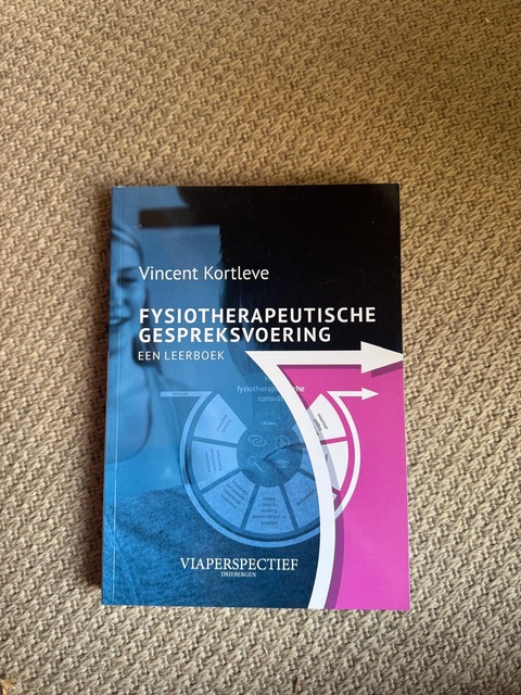 9789082609905-Fysiotherapeutische-gespreksvoering-een-leerboek
