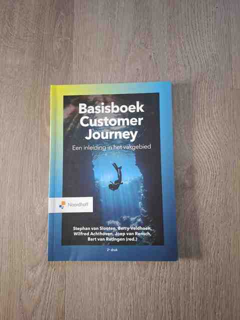 9789001078409-Basisboek-customer-journey
