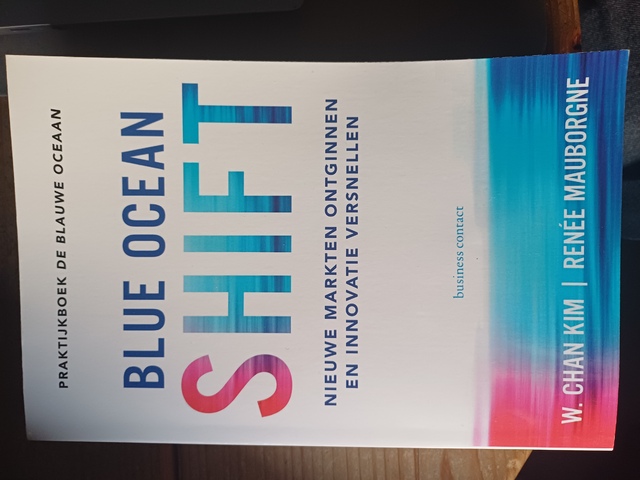 9789047009894-Blue-Ocean-Shift