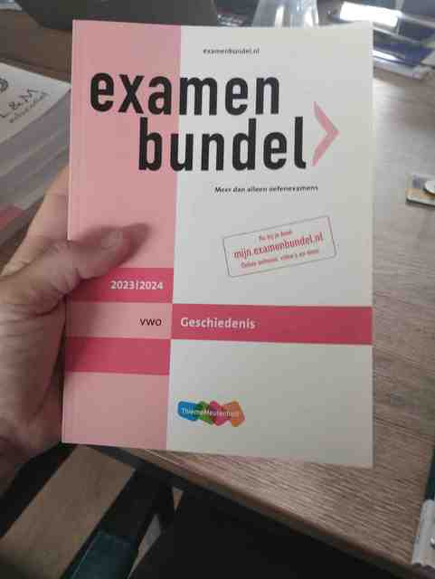 9789006648379-Examenbundel-vwo-Geschiedenis-20232024