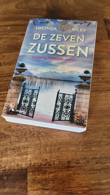 9789401609371-De-zeven-zussen