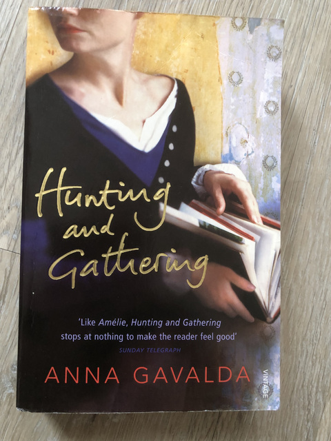 9780099494072-Hunting-and-Gathering