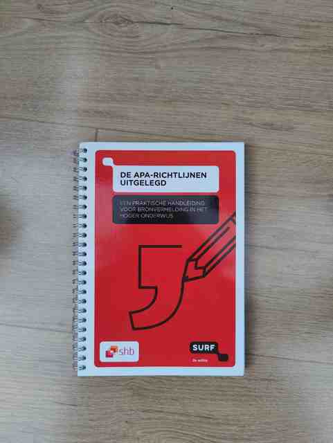 9789072482204-De-APA-richtlijnen-uitgelegd
