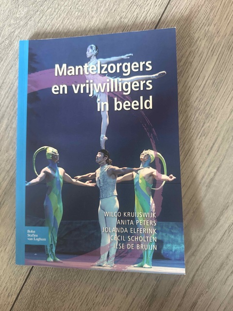 9789031392261-Mantelzorgers-en-vrijwilligers-in-beeld