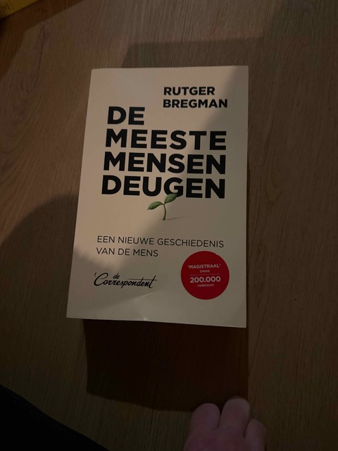 9789082942187-De-meeste-mensen-deugen