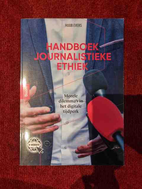 9789024434602-Handboek-journalistieke-ethiek
