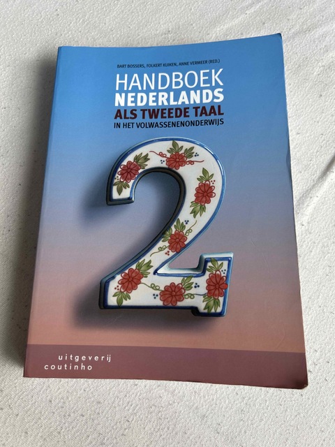 9789046904718-Handboek-Nederlands-als-tweede-taal-in-het-volwassenenonderwijs