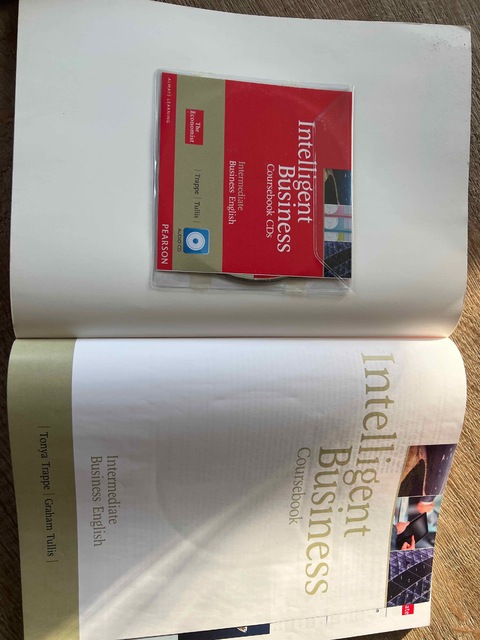 9781408255995-Intelligent-Business-Intermediate-Course-Book-with-Class-Audio-CD