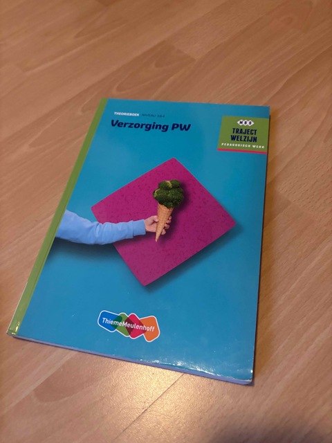 9789006622218-Verzorging-PW-niveau-34-Theorieboek