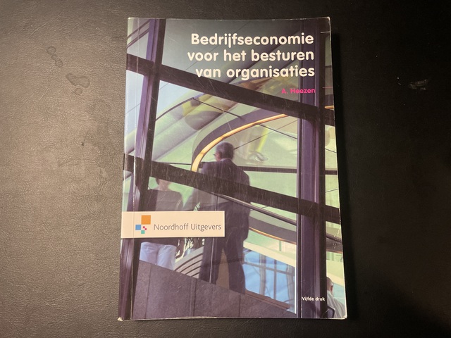 9789001809614-Bedrijfseconomie-voor-het-besturen-van-organisaties