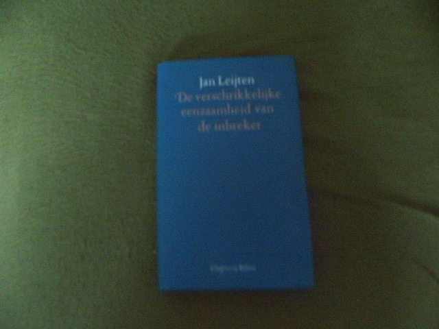 9789050181570-De-verschrikkelijke-eenzaamheid-van-de-inbreker