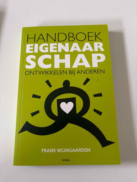 9789492881397-Handboek-Eigenaarschap-ontwikkelen-bij-anderen