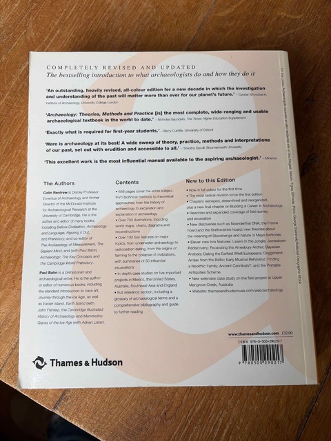 9780500290217-Archaeology