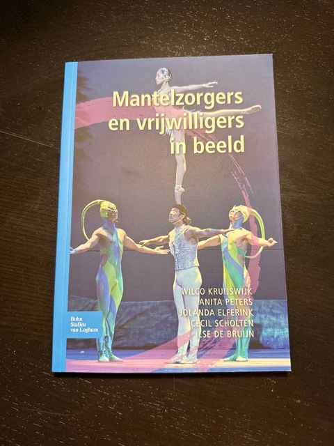 9789031392261-Mantelzorgers-en-vrijwilligers-in-beeld