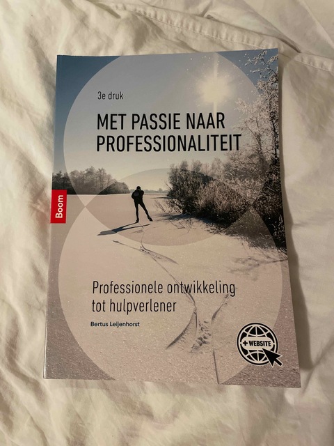 9789024424917-Met-passie-naar-professionaliteit