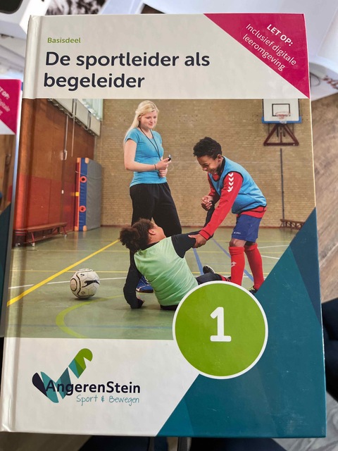 9789037256055-De-sportleider-als-begeleider-deel-1