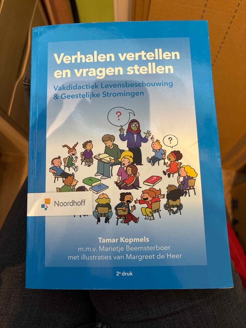 9789001896416-Verhalen-vertellen-en-vragen-stellen