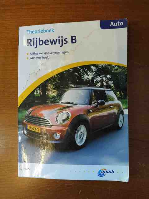 9789018034382-Slagen-in-het-verkeer-theorieboek