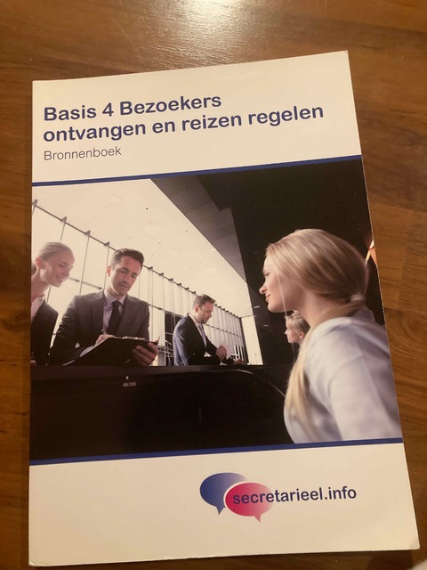 9789037246742-Bezoekers-ontvangen-en-reizen-regelen-Bronnenboek-basis-4