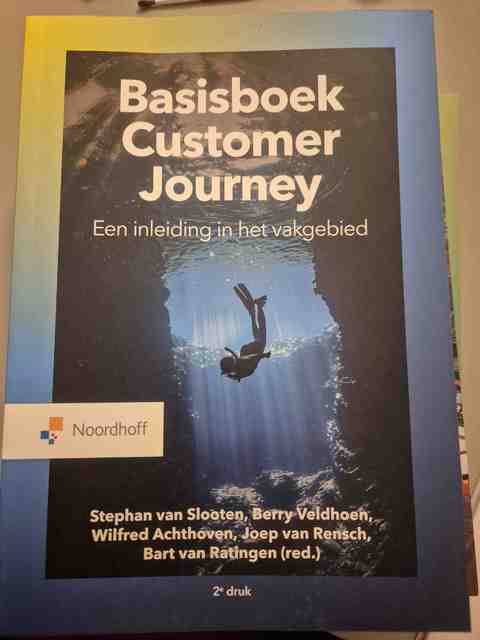 9789001078409-Basisboek-customer-journey