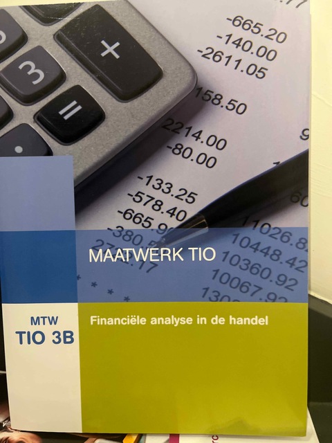 9789400228962-Financiele-analyse-in-de-handel