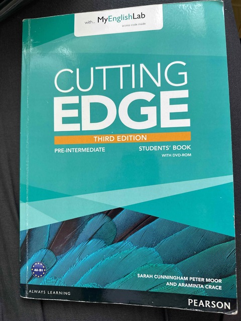 9781447944058-Cutting-Edge-3rd-Edition-Pre-Intermediate-Students-Book-wit