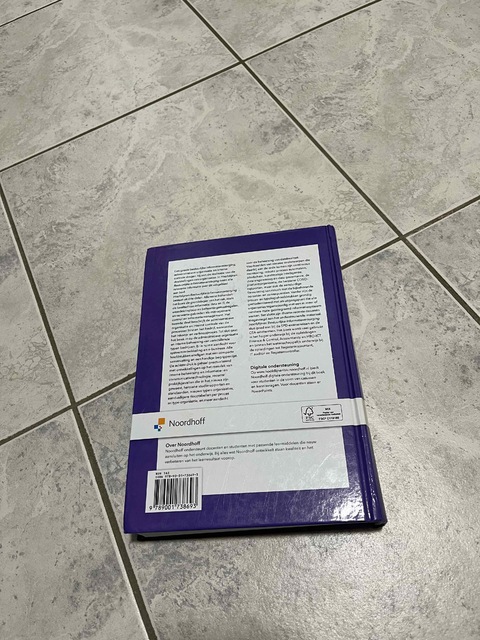 9789001738693-Hoofdlijnen-bestuurlijke-informatieverzorging