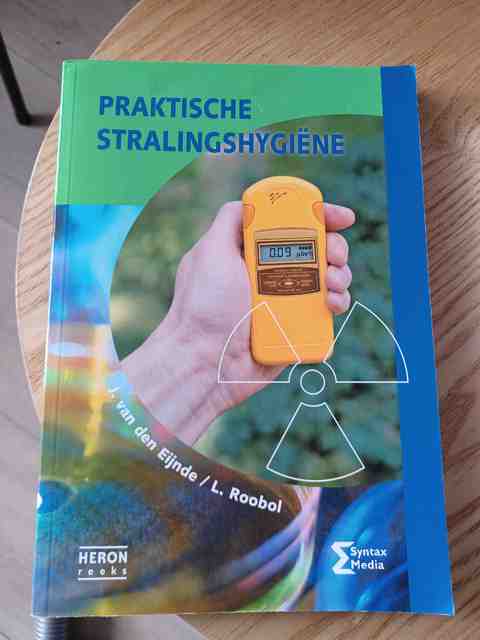 9789491764295-Praktische-stralingshygiene