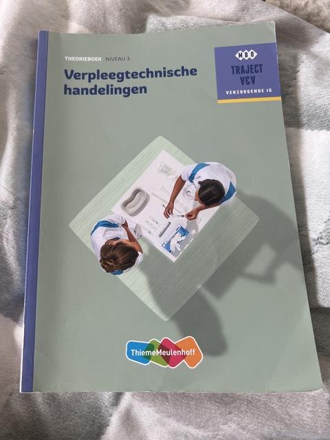 9789006910223-Verpleegtechnische-handelingen-niveau-3