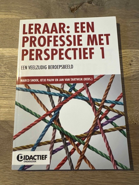 9789077866542-Leraar-een-professie-met-perspectief-1