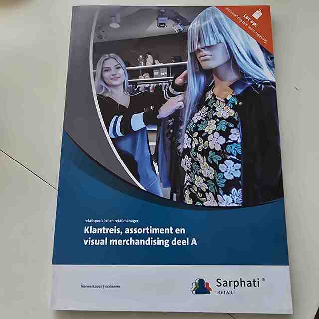 9789463971614-Klantreis-assortiment-en-visual-merchandising-folio