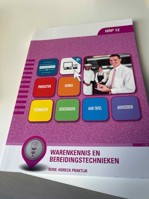 9789400213005-HRP-12