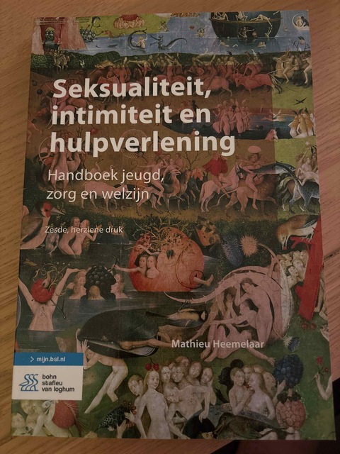 9789036828222-Seksualiteit-intimiteit-en-hulpverlening