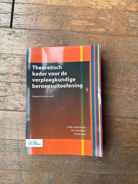 9789036824231-Theoretisch-kader-voor-de-verpleegkundige-beroepsuitoefening