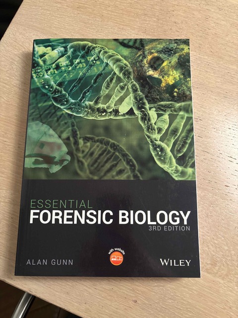 9781119141402-Essential-Forensic-Biology