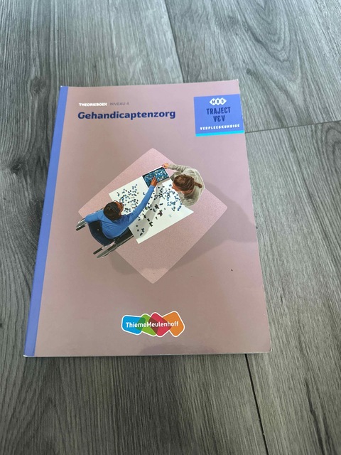 9789006910452-Gehandicaptenzorg-Niveau-4-Theorieboek