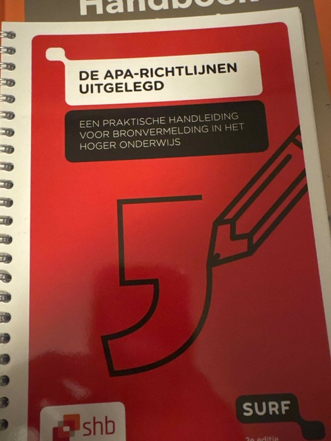 9789072482204-De-APA-richtlijnen-uitgelegd