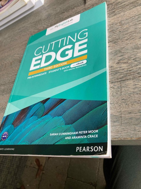 9781292394091-Cutting-Edge-3e-Pre-intermediate-Students-Book-eBook-with-Online-Practice-Digital-Resources