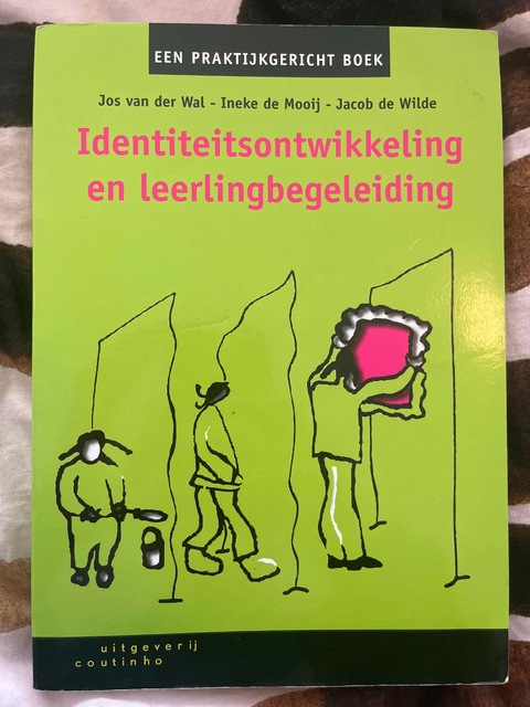 9789046900161-Identiteitsontwikkeling-En-Leerlingbegeleiding