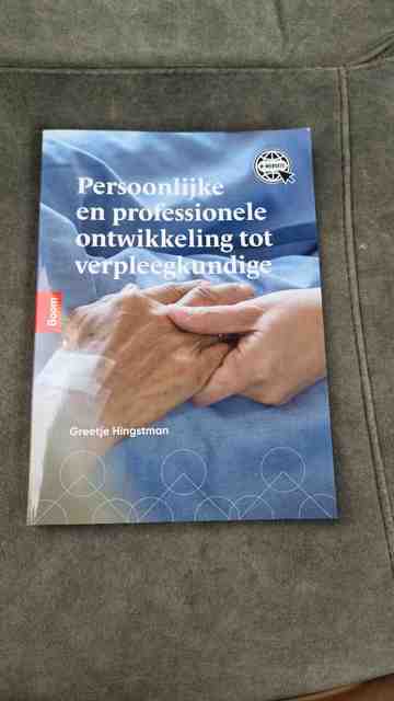 9789024438143-Persoonlijke-en-professionele-ontwikkeling-tot-verpleegkundige