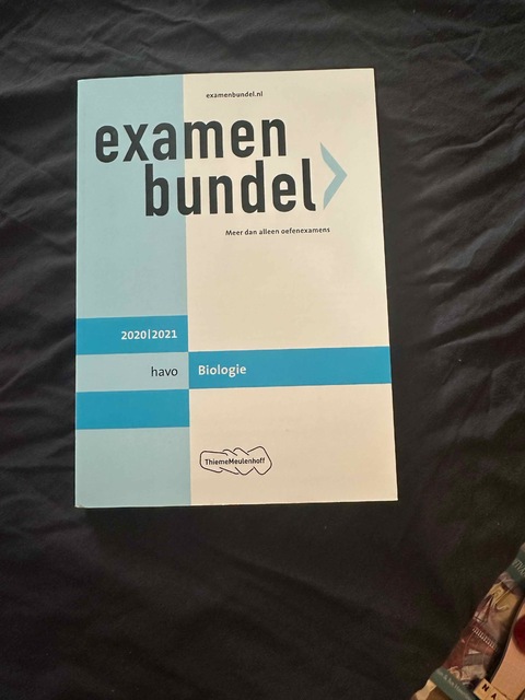 9789006781182-Examenbundel-havo-Biologie-20202021